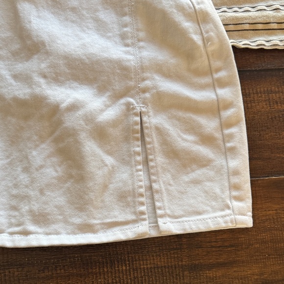 White Denim Mini Skirt with Slit - Picture 3 of 4